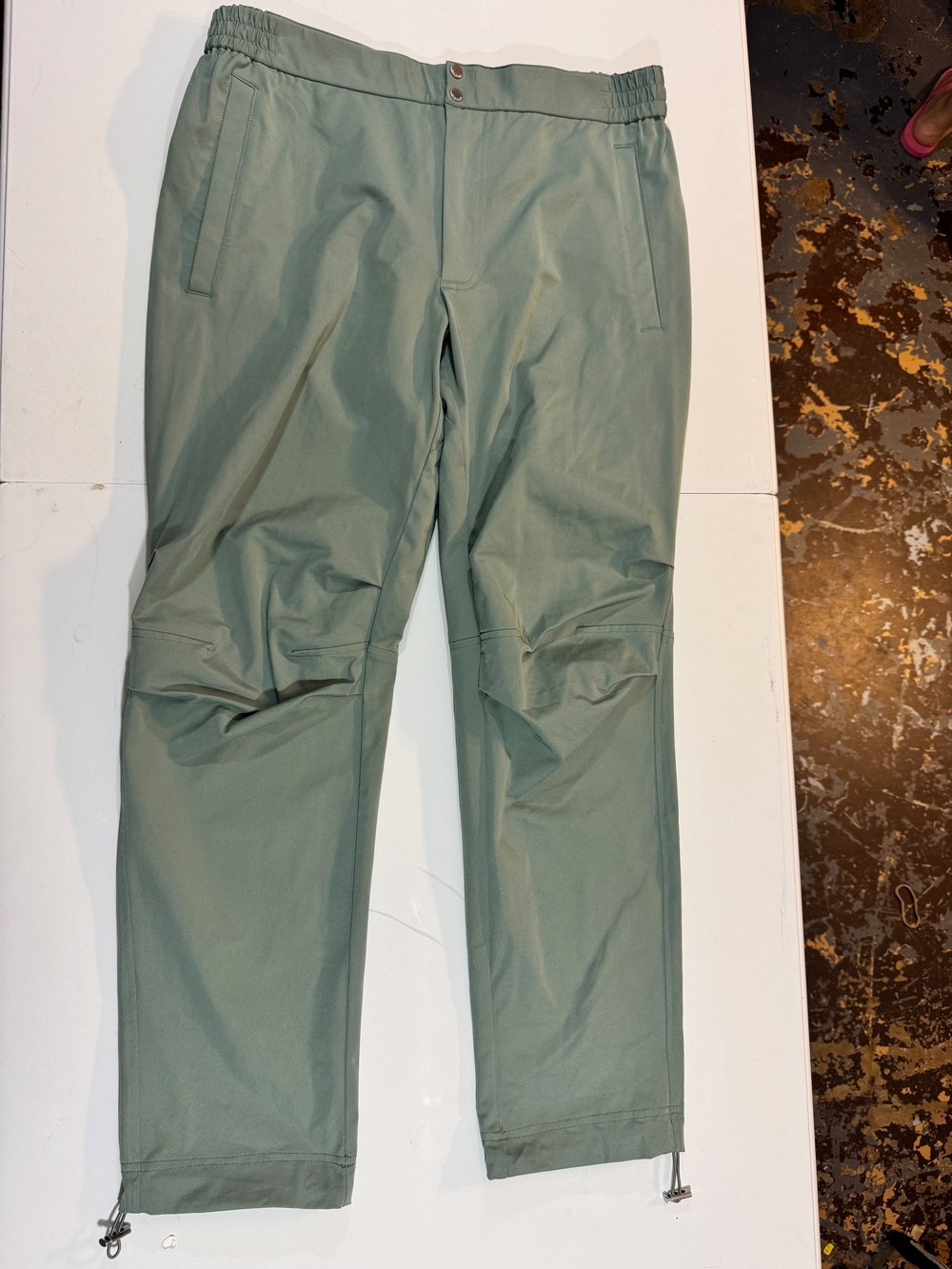 SIMKHAI Men's Sage Green Cargo Pants with Elastic Waist